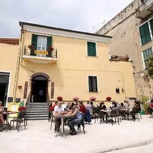 appartamento-rocchetta-ventimiglia.hotelitalianriviera.com/
